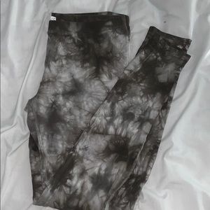 GREY TYE DYE LEGGINGS